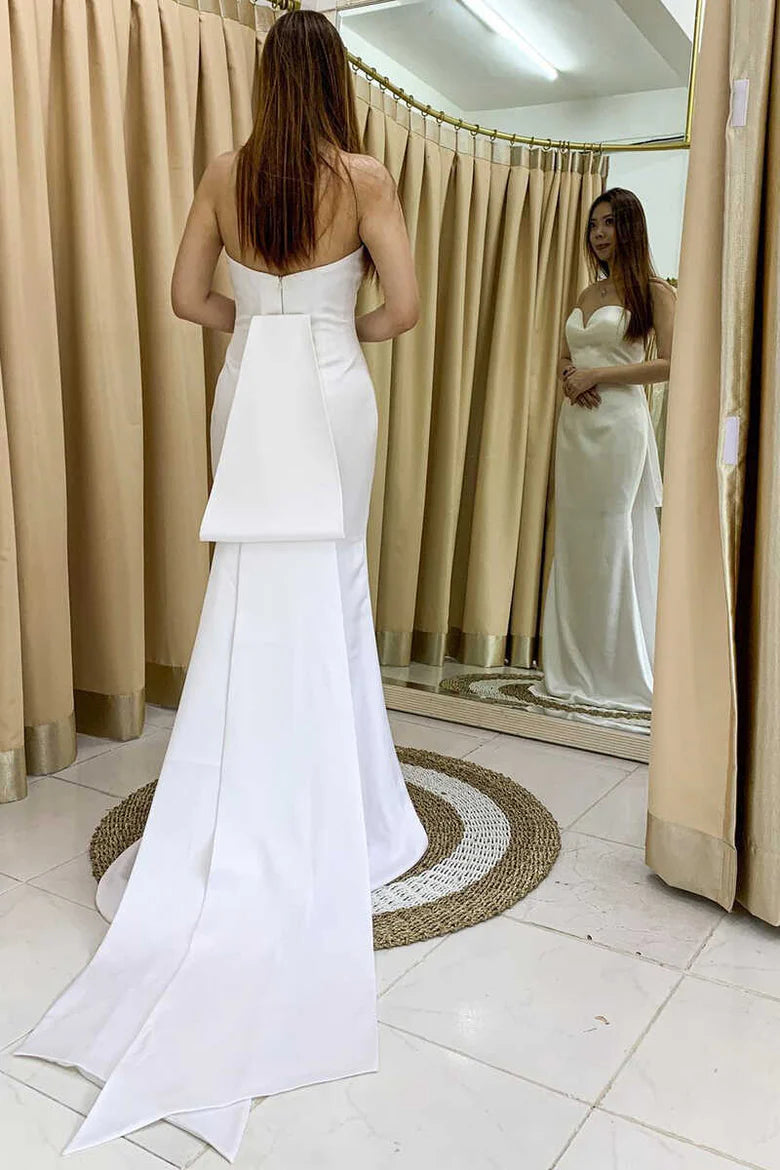 Vestido de novia largo de cintura alta sin tirantes